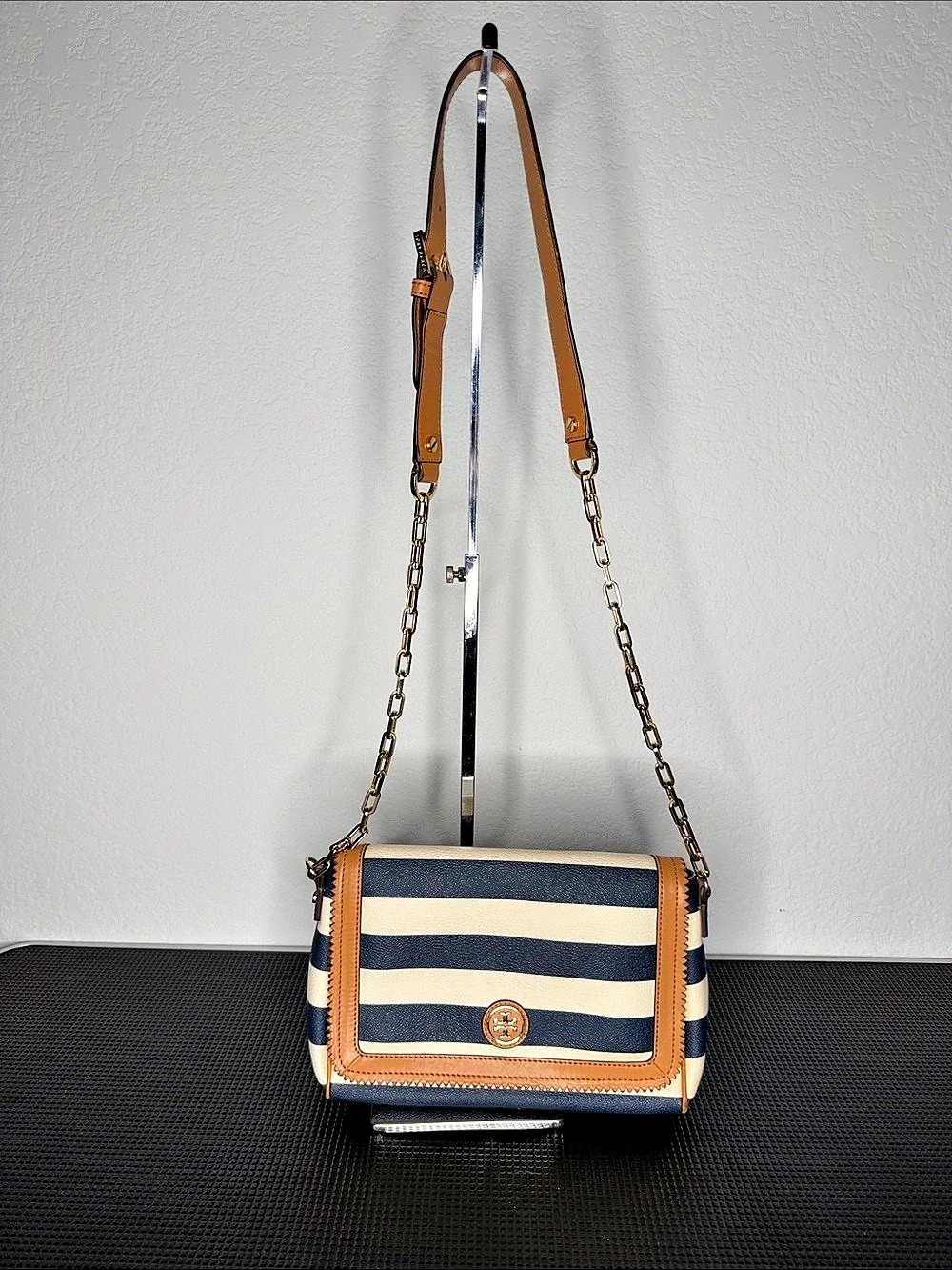 Tory Burch Striped Crossbody Bag Navy Ivory Tan Chain Strap Gold Logo
